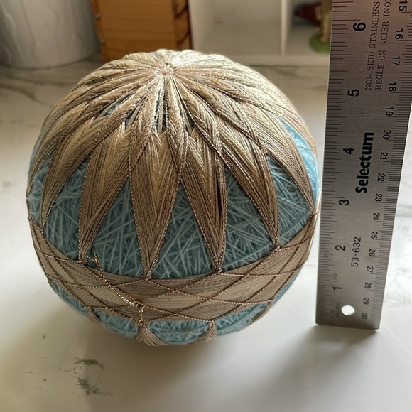 VINTAGE - Traditional Japanese Temari Ball, Kiku Pattern - Picture 3 of 7